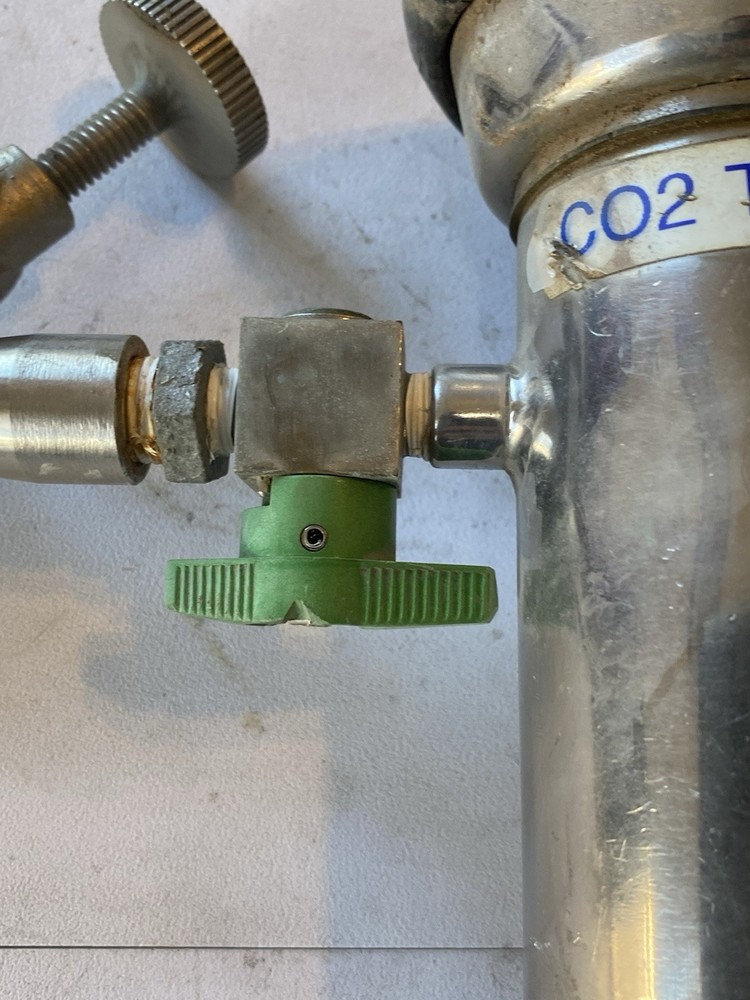 C02 Backflip Detection Device With Valves