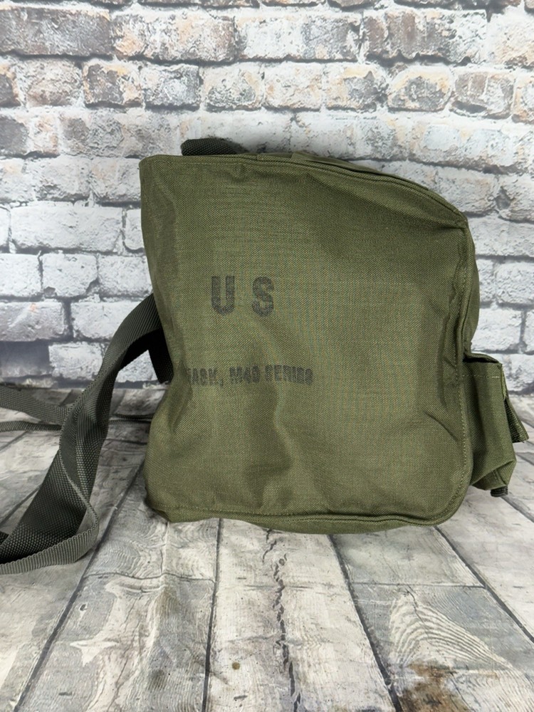 US M40 Gas Mask Small . Face Mask, Filter & Extra Inserts-C