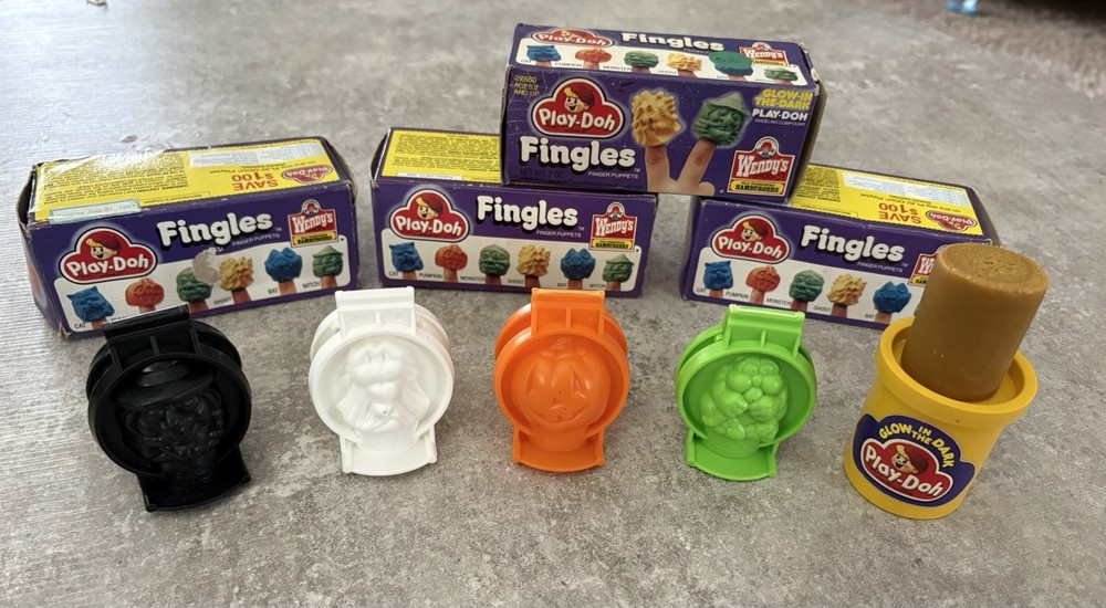 Wendy’s Fingles Play Doh Set Please See Description