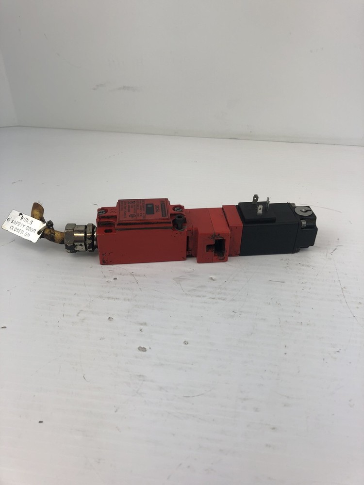 Telemecanique XCSL Safety Limit Switch