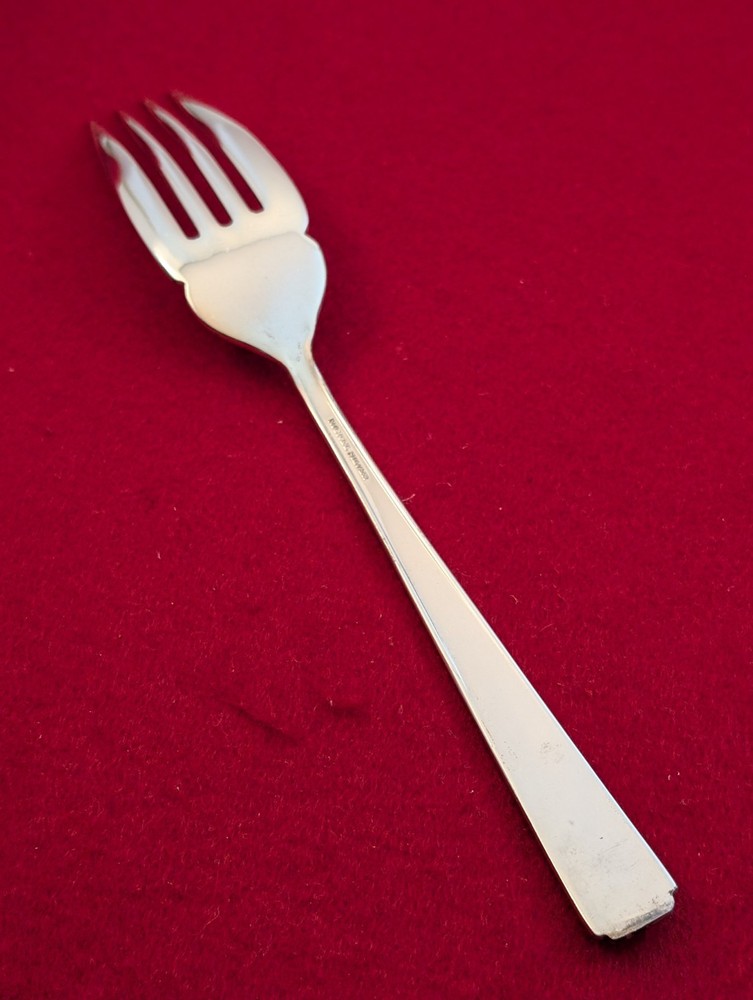 Unknown Mfg Nickel Silver UNF737 Glossy Cold Meat Serving Fork Silverware