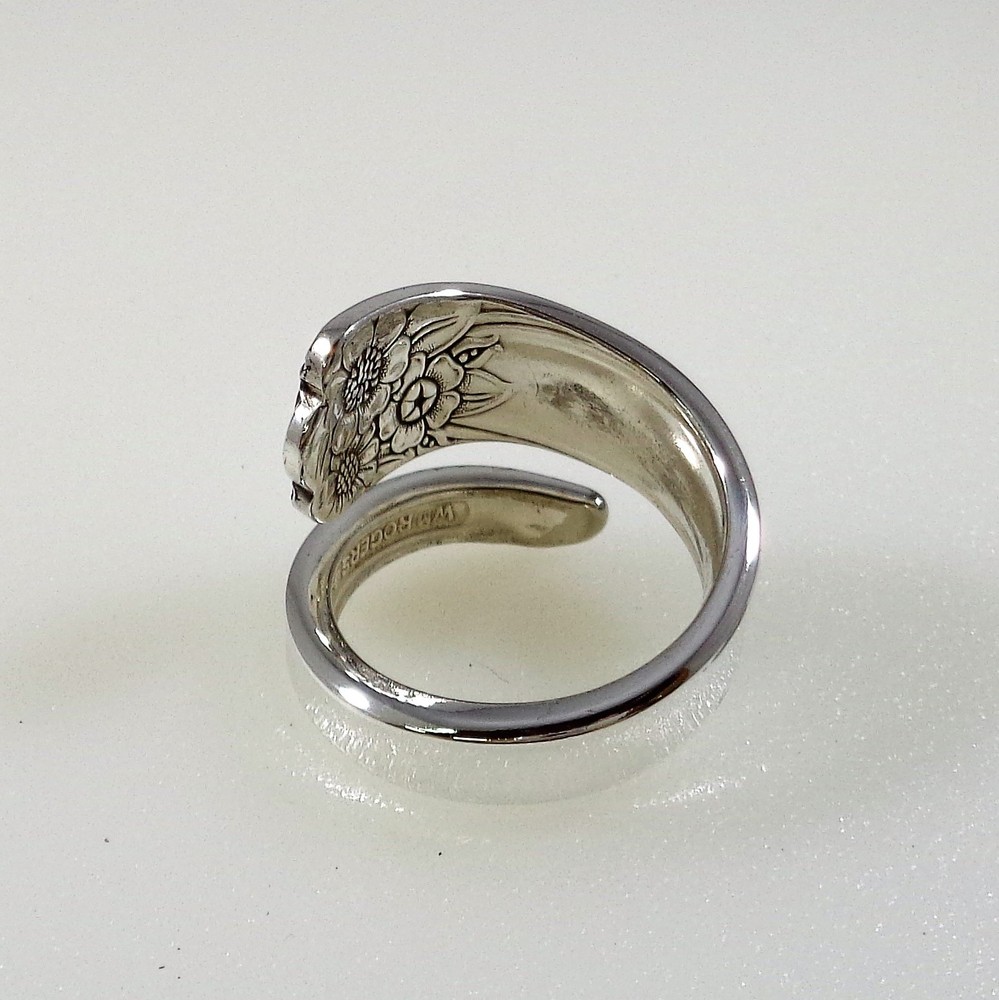 April Shiny Wrap Style Spoon Ring 1950 Bridal Gift Silverware Flatware