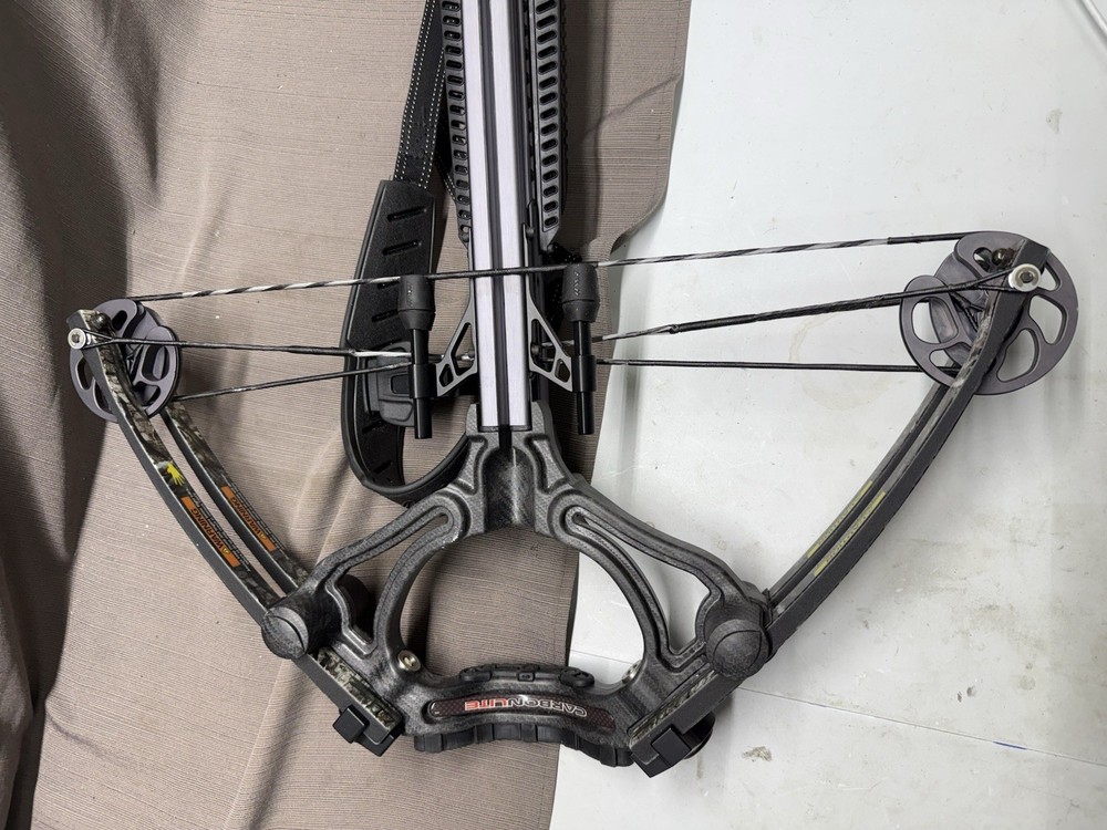 BARNETT GHOST 415 REVENANT CROSSBOW + EXTRAS - (USED)