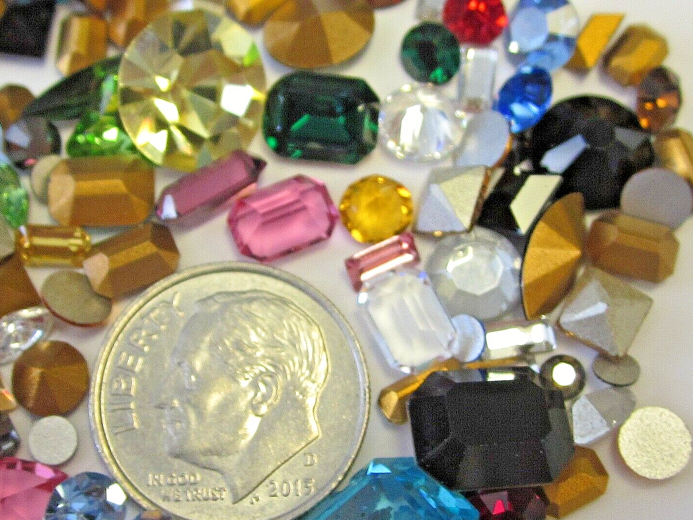 135 SWAROVSKI AUSTRIA CRYSTAL RHINESTONES LOT REPAIR JEWELRY REPAIR & DESIGN NOS