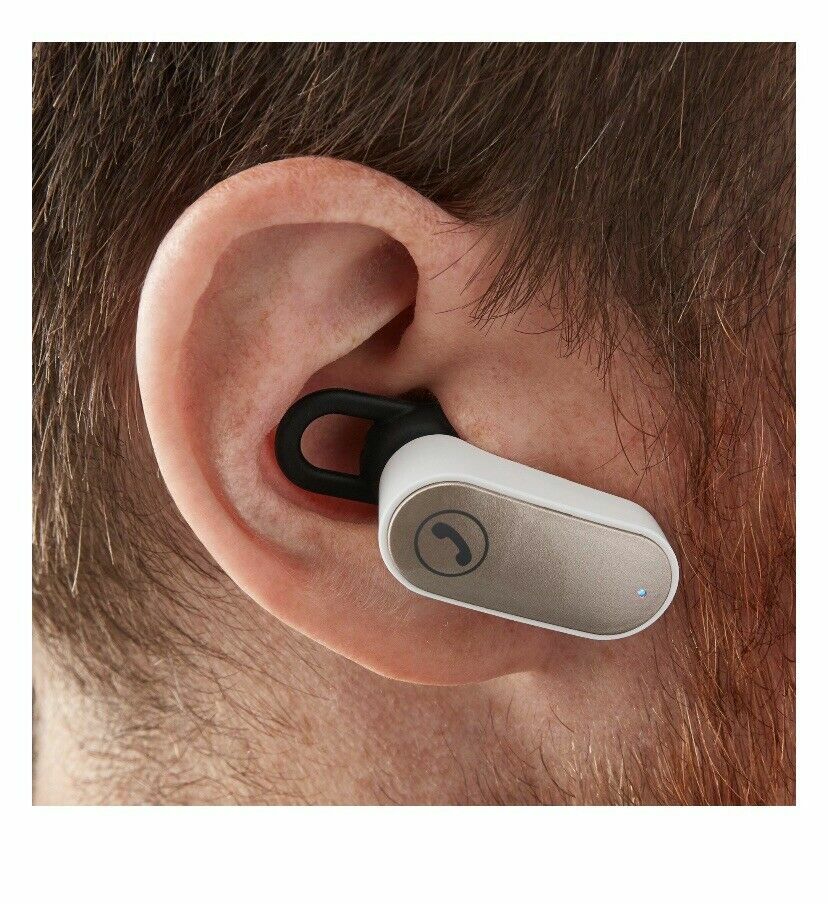 BRAND NEW Onn Bluetooth Fm Wireless Transmitter with Wireless Headset Car Kit