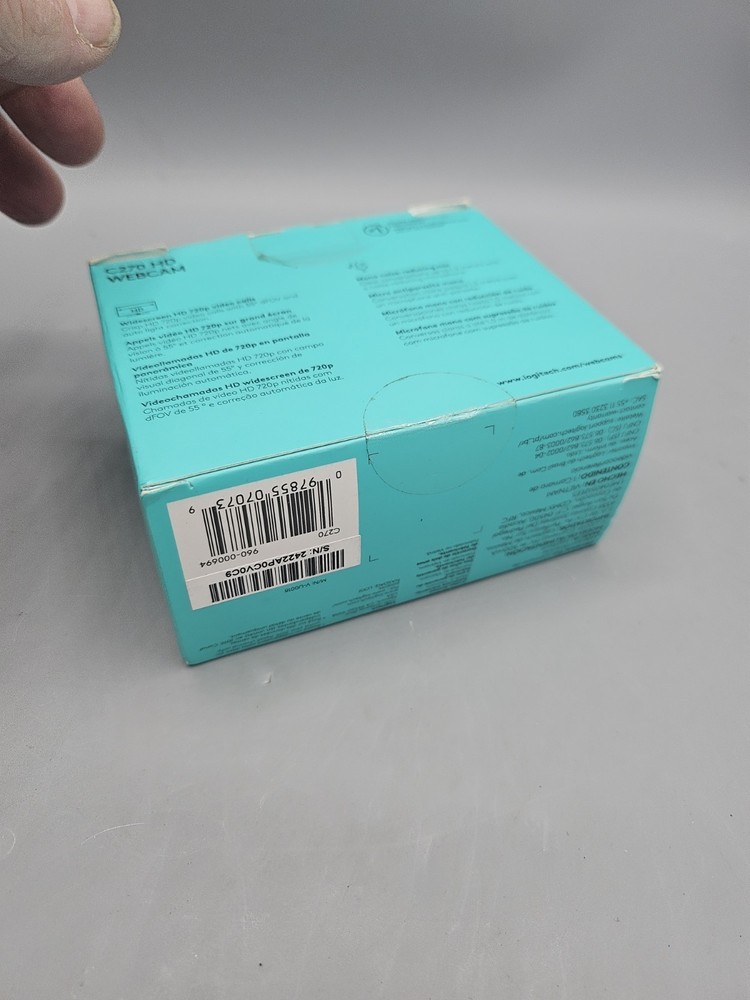 Logitech C270 HD Webcam, 720p, Widescreen HD Video Calling, Light Correction New