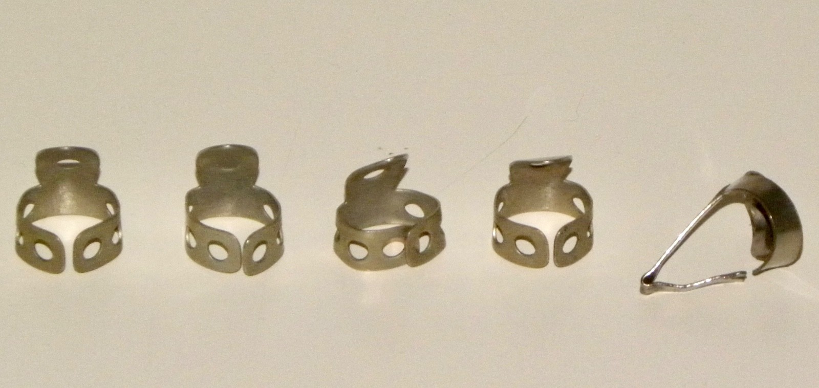 (4) Vintage NATIONAL Finger Picks ~ PAT. No. 1787136 ~ (1) FIT-RITE Finger Pick