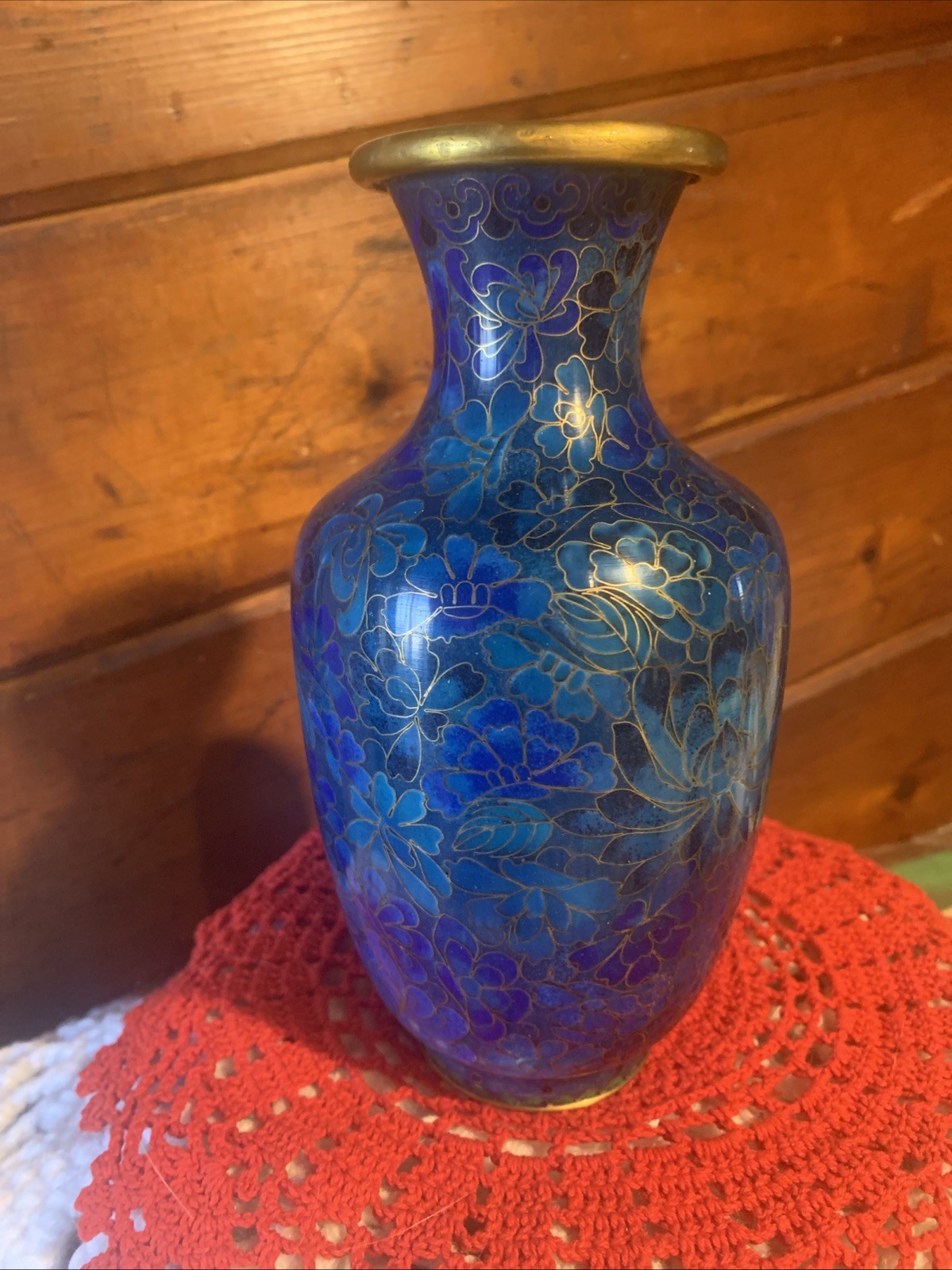 Vintage Chinese Cloisonné Enamel Blue Floral Vase With Gold Gilt 7.25 Tall