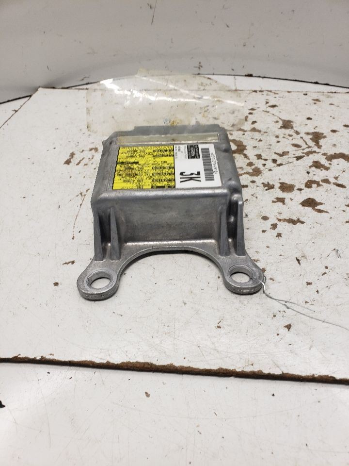 Engine ECM ab Control Under Console Fits 2007-2009 CAMRY OEM