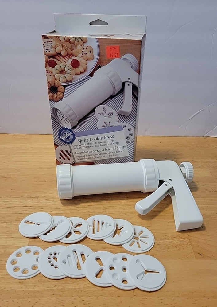 WILTON Spritz Cookie Press Box Set 12 Discs Complete Baking Cooking