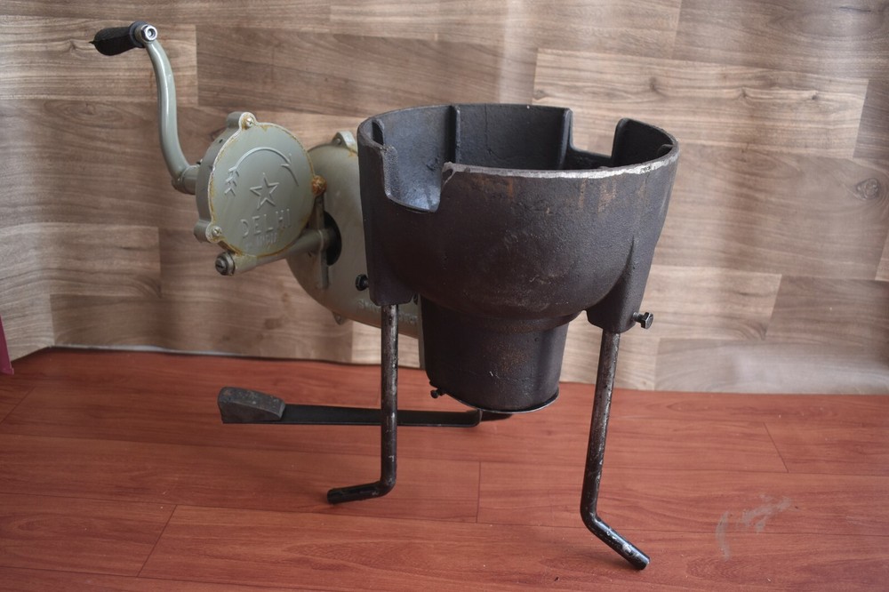 Blacksmith's Forge with Hand Blower Blacksmith Vintage Style Coal Forge Furnace