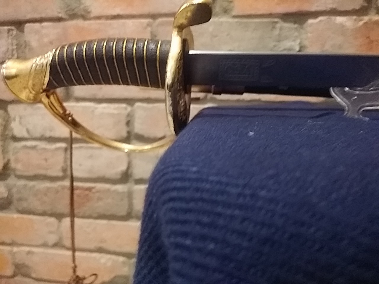 Civil War CSA Confederate Cavalry Officer's Sword Saber Etched Blade Replica