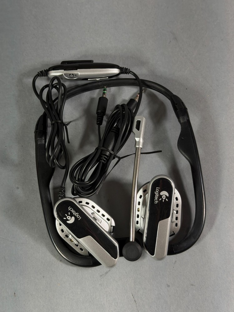 Logitech H555 USB 2.0 Behind-the-Head Foldable Stereo Headset w/ Case