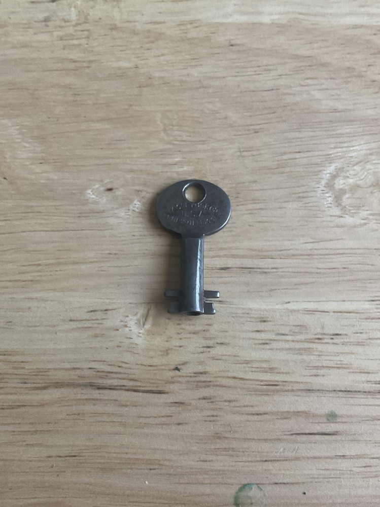 Vintage Eagle Lock Double Bit Hollow Barrel Key # 40E9