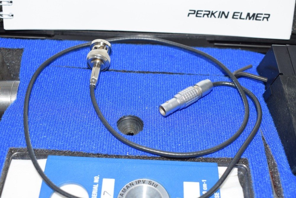 Perkin Elmer L1304040 System 2000R NIR FT-Raman DPY Sampling Accessory Kit