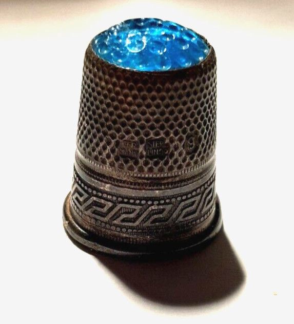 Vintage Solid Silver BLUE CROWN STONE TOP THIMBLE Germany Size 9 Chasing Scrolls