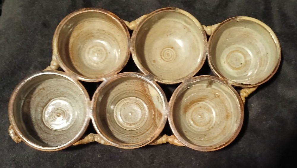 CUNDIFF Vintage Pottery 6 Section Tray