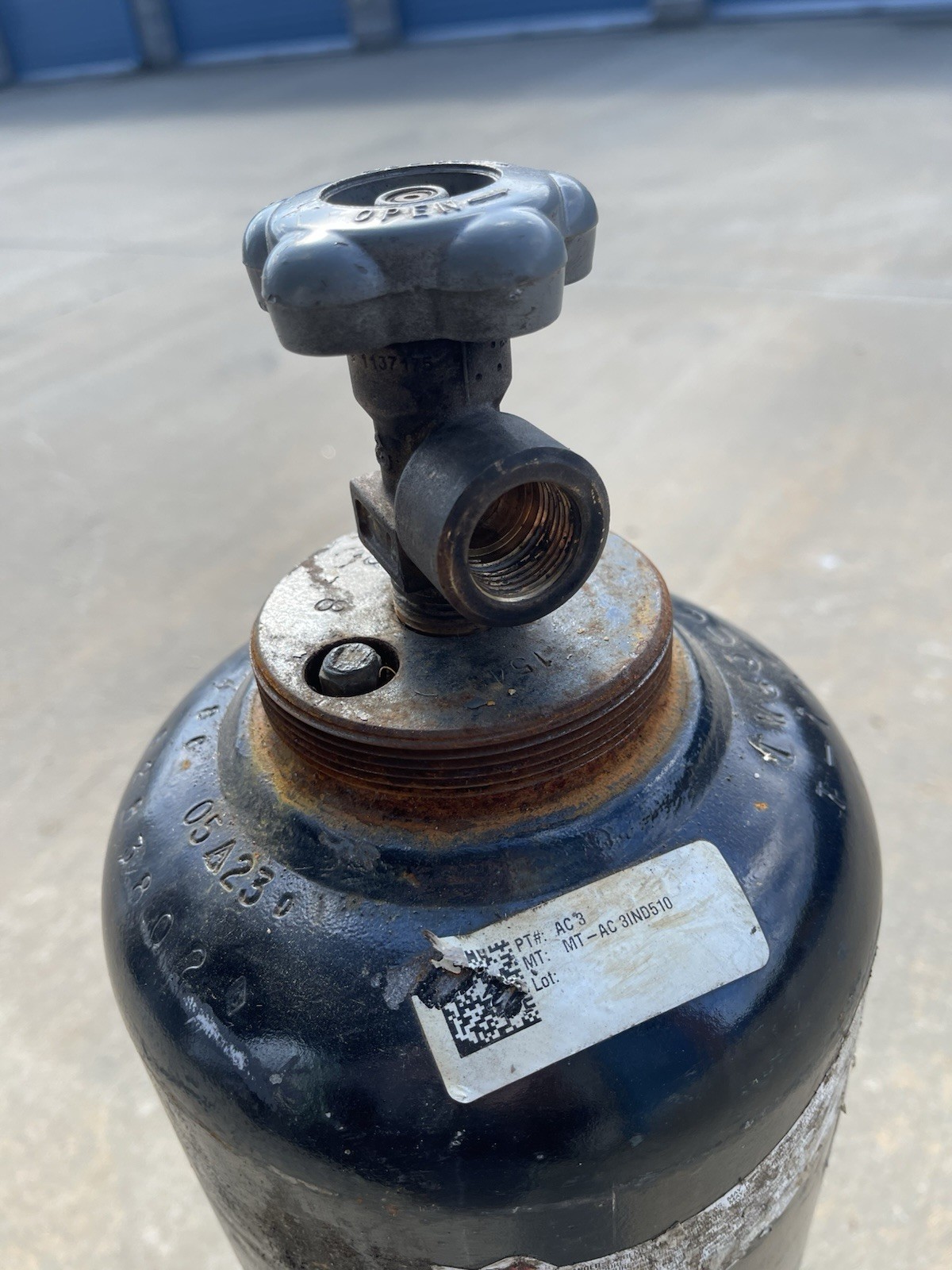 WELDING/CUTTING SET 125 TF OXYGEN & 250 75 TF ACETYLENE TANKS Exchangeable