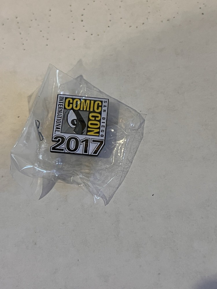 2017 SAN DIEGO COMIC CON PIN SDCC