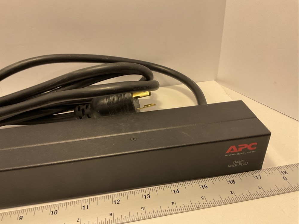 APC Basic Rack PDU AP 9564