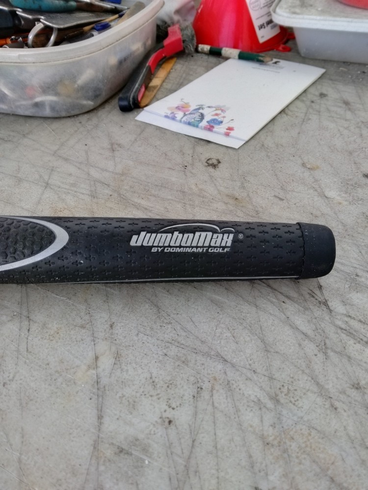 One JumboMax Golf Grip, pulled and great condition.