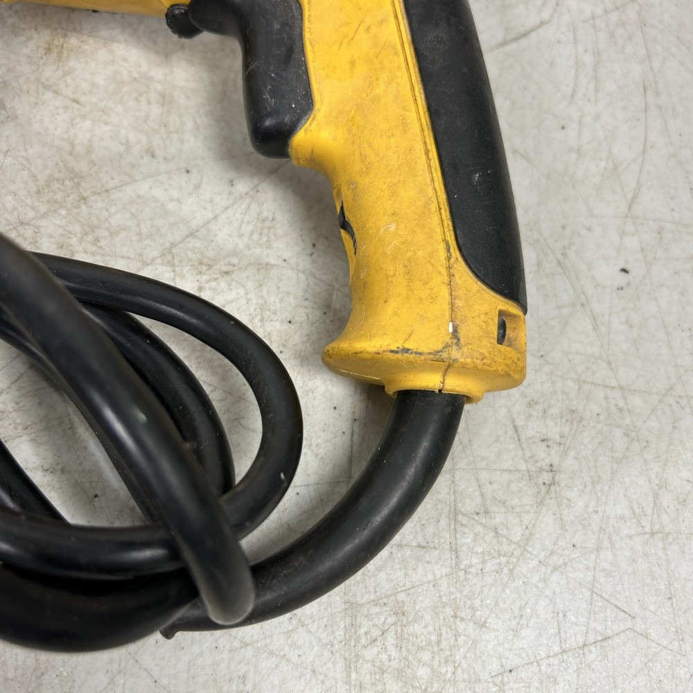 Dewalt DW272 Variable Speed Reversible Drywall Screwdriver Gun