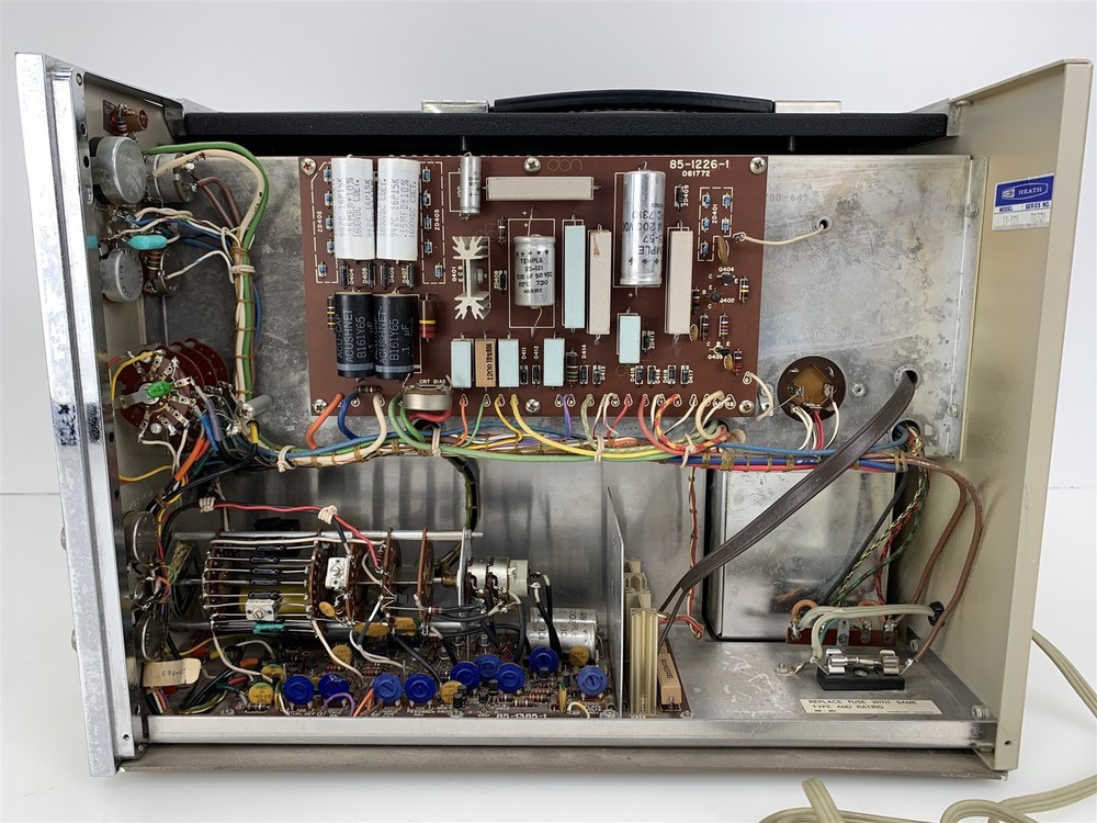 Heathkit Solid State Oscilloscope IO-104