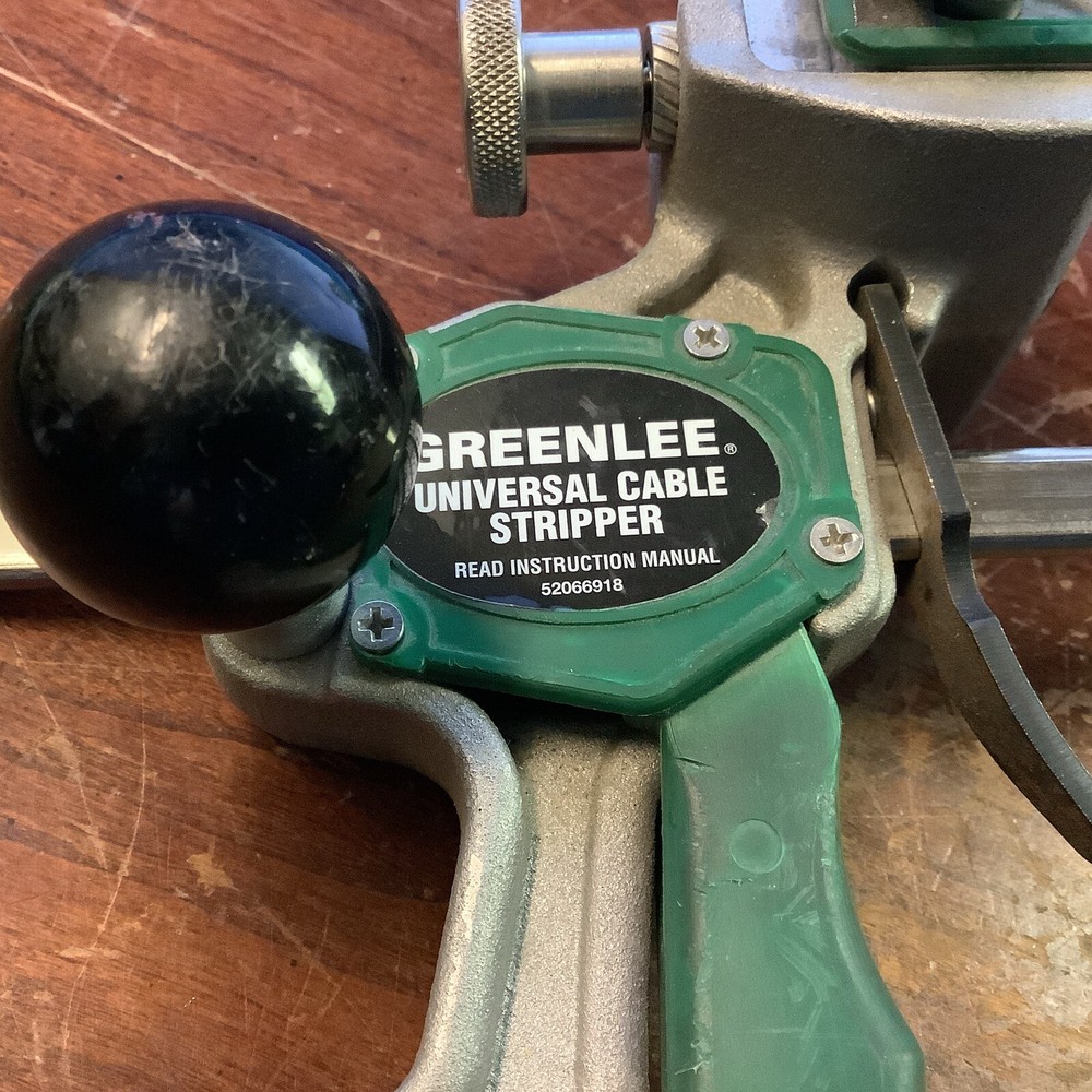 Greenlee 52066918 Universal Cable Cutter/Stripper (used)