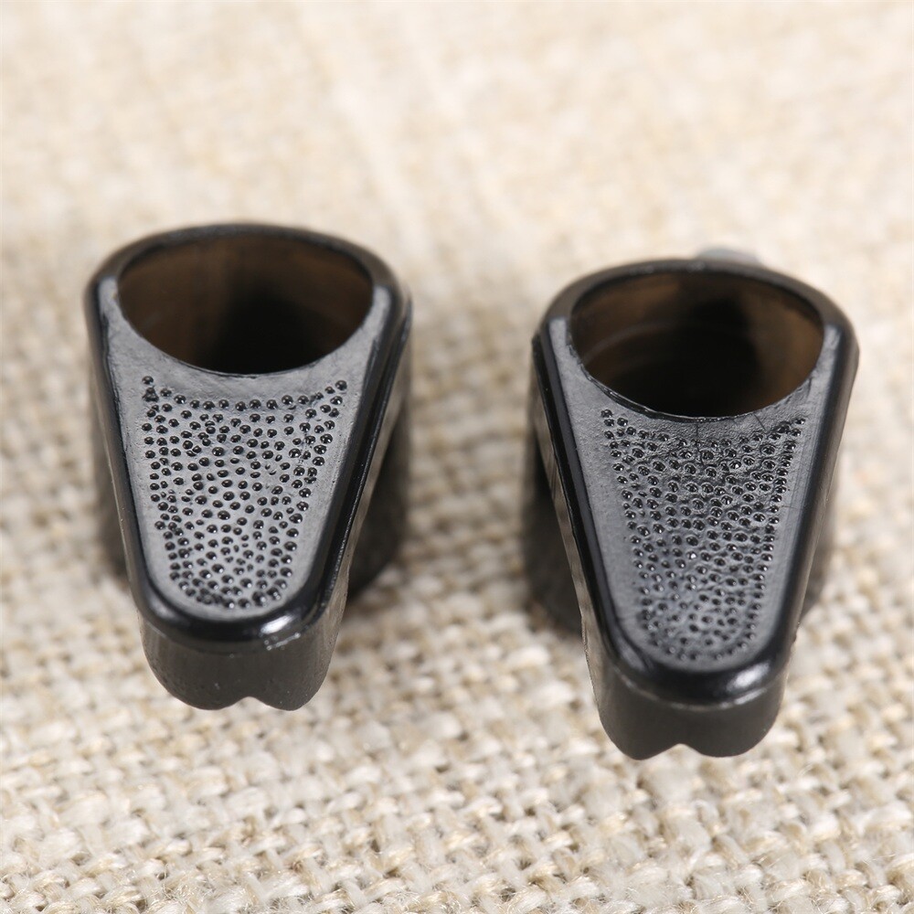 2pcs Shuttle Bed Ears Plastic Left Right Ears for Sewing Machine 653 Replacement