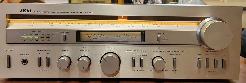 Akai AA-R20 Stereo Receiver - Serviced