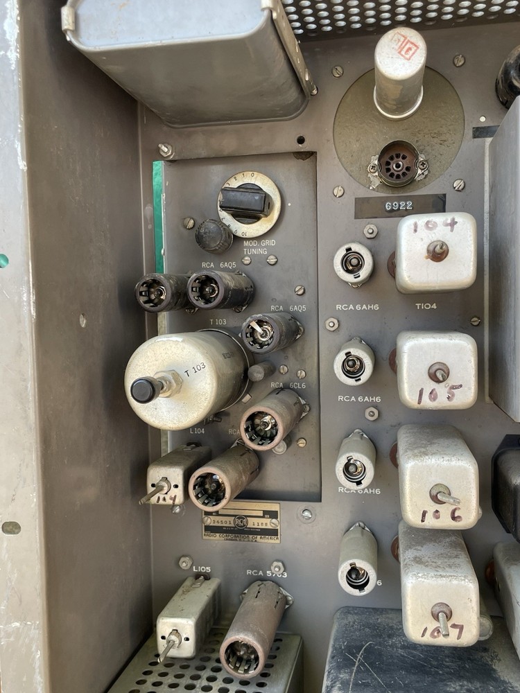 Vintage '60s RCA BTE-10B FM multiplex exciter