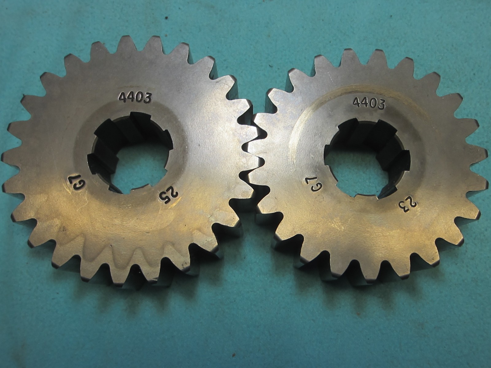 WINTERS 4403B + Unmarked 4403 - 6 Spline Quick Change Gears - 2 Sets