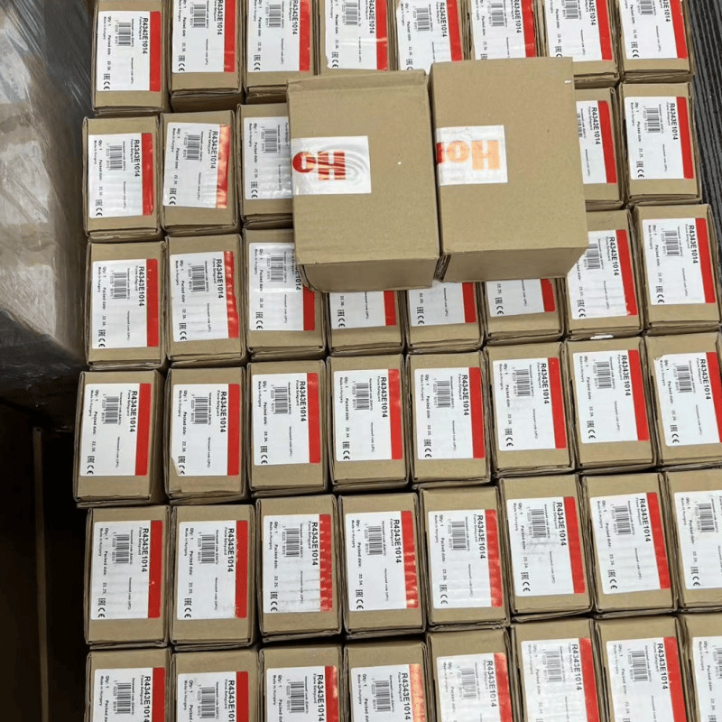 1PC Original Honeywell DC1020CR-70100B-E Temperature controller