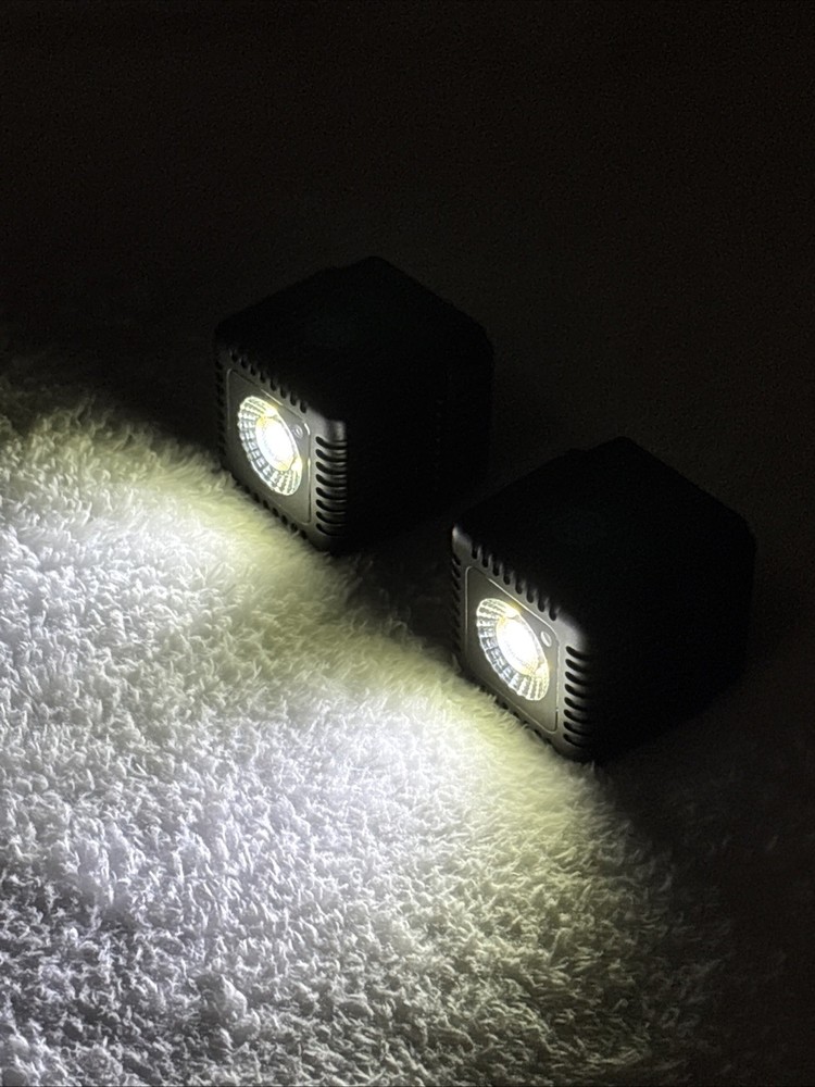 2 LED Lume Cube 1.0 With USB Cables