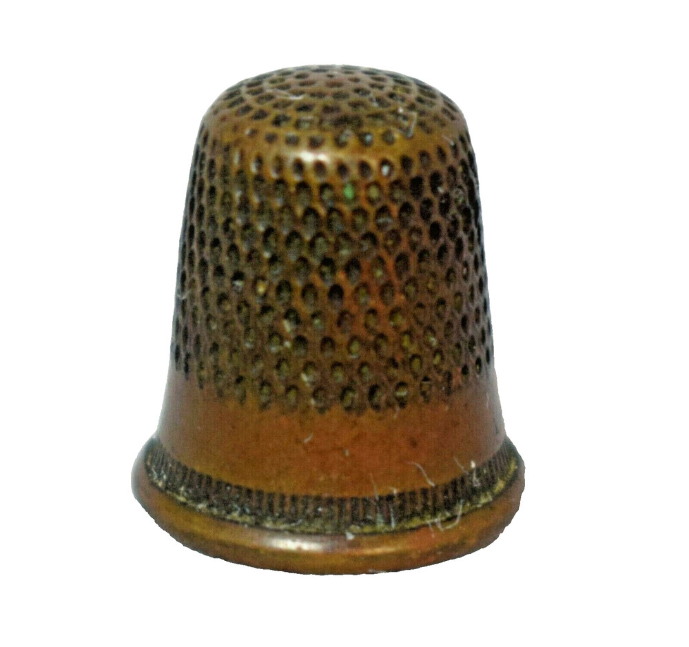 Vintage Childrens Copper Thimble