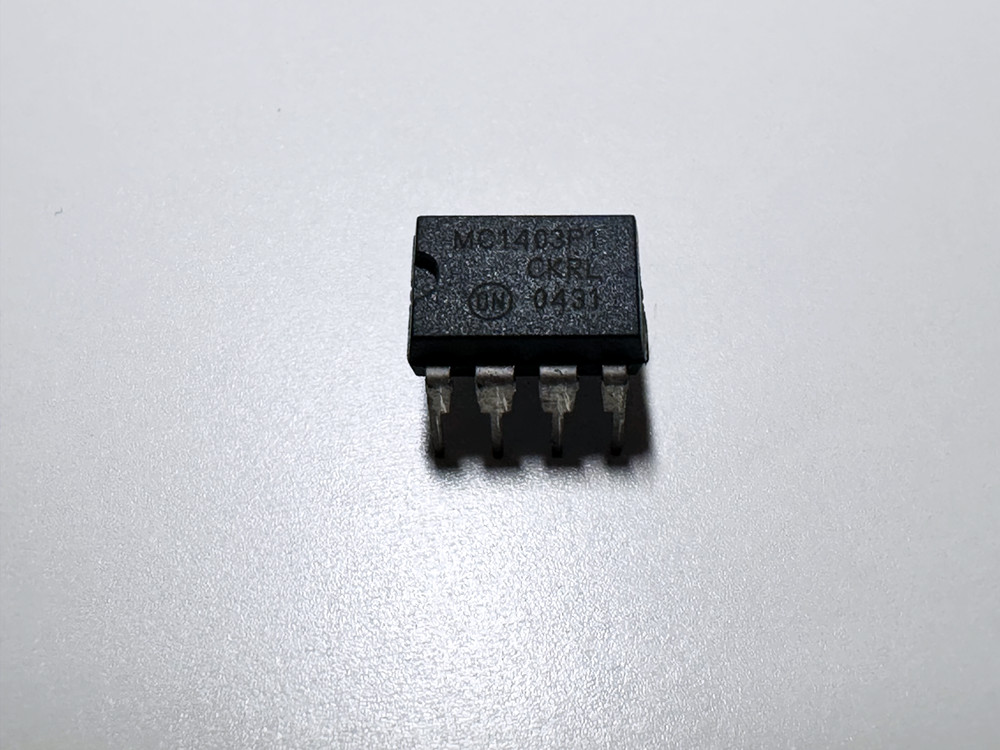 2PCS MC1403P1 ONSEMI 2.5V Precision Voltage Reference IC 10mA DIP-8