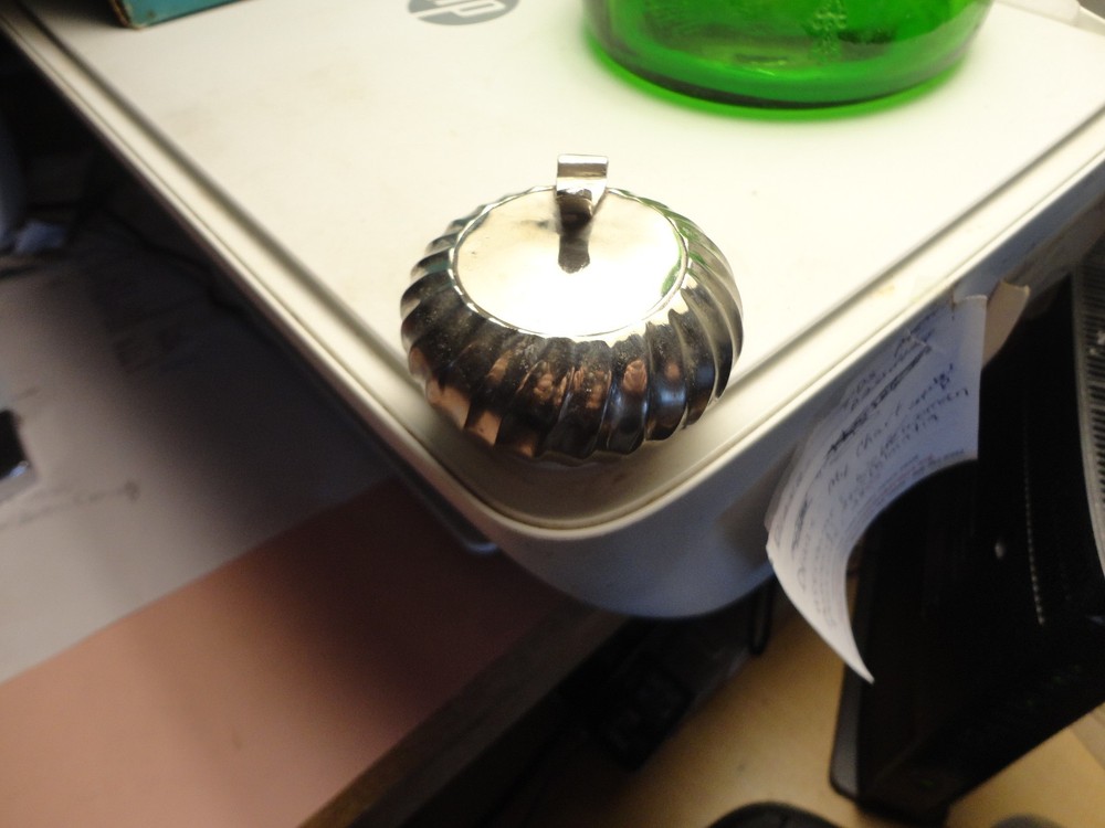 Vintage silver plated swirled lidded tea light