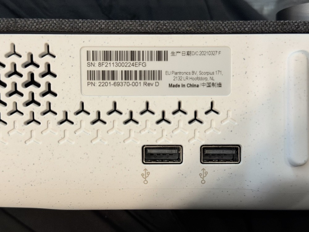 Poly Studio P15 Personal Video Bar Premium 4K Webcam Solution