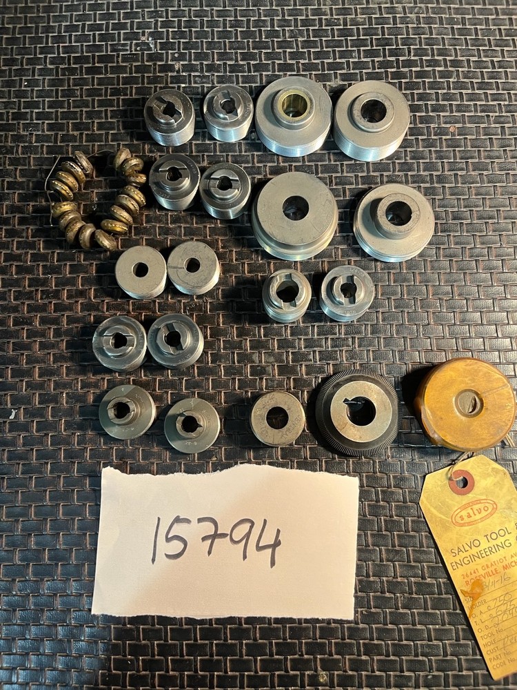 Salvo Tool Thread Rolls 19pcs