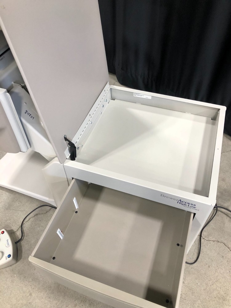 Brewer 6500 Access High-Low Exam Table