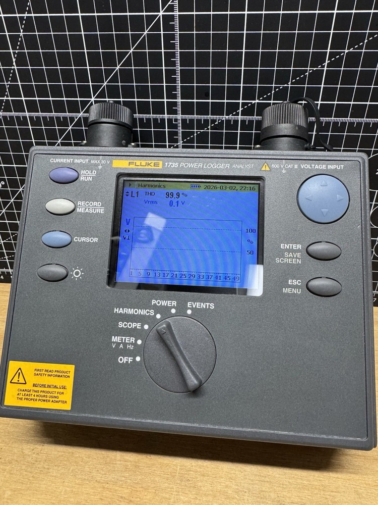 Fluke 1735 3 Phase Power Quality Energy Logger Analyst Meter