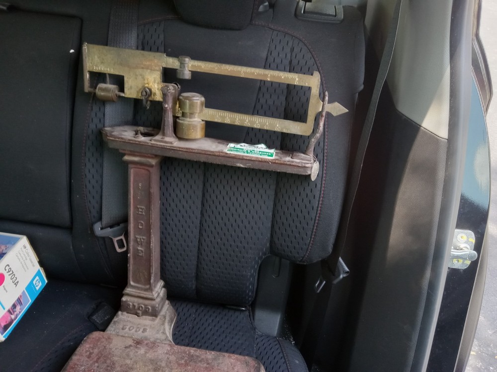 Antique Howe 5058 Platform Scale