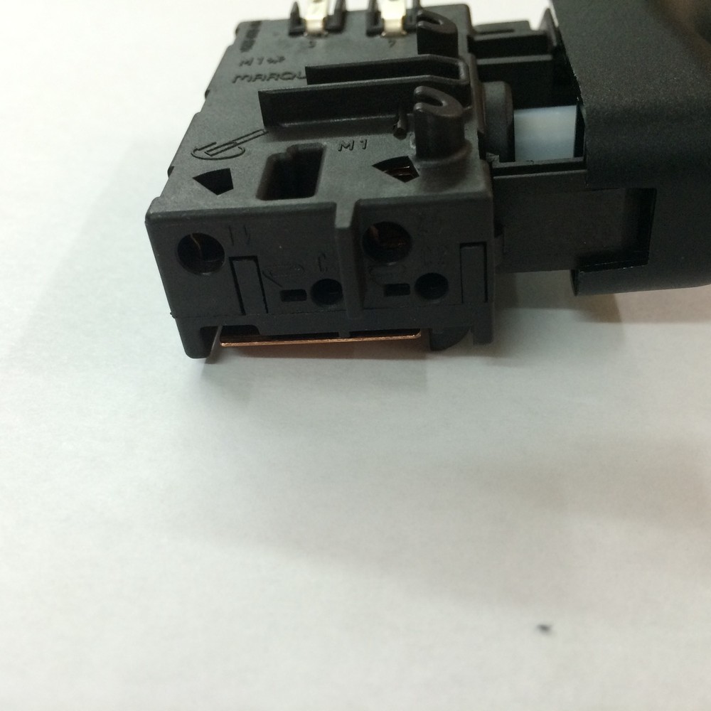 DEWALT 649381-00 / 605600 Drill Driver Switch NEW