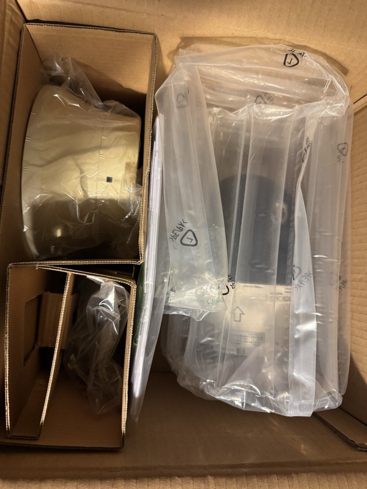 Panasonic WV-SC387 Super Dynamic HD PTZ Dome Network Security Camera