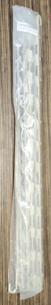 10 Piece Merchandise Display Clips