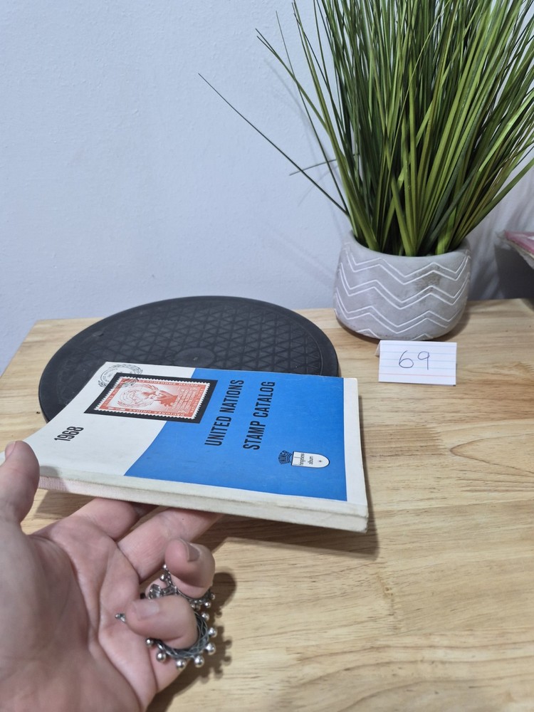 1968 United Nations Stamp Collector Catalog Book