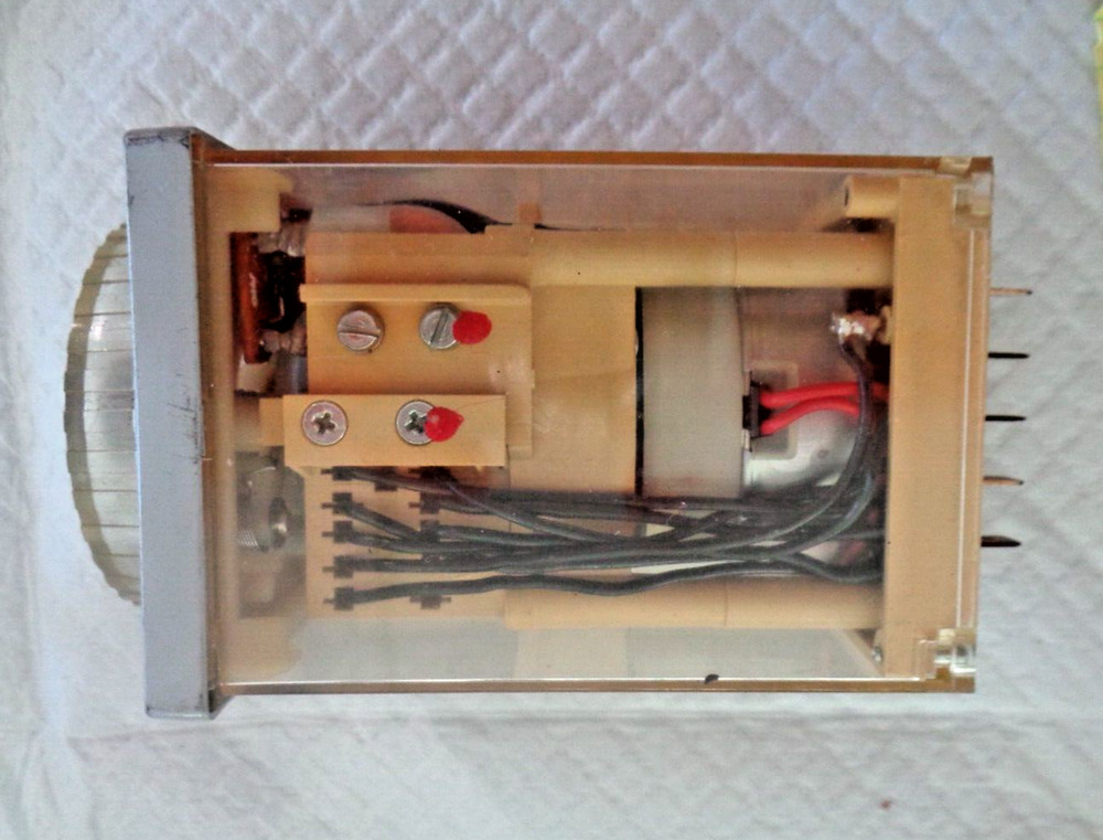 Tenor Company T554 Model T554122 Electronic Timer 0.2sec-60hr Timer / Controller