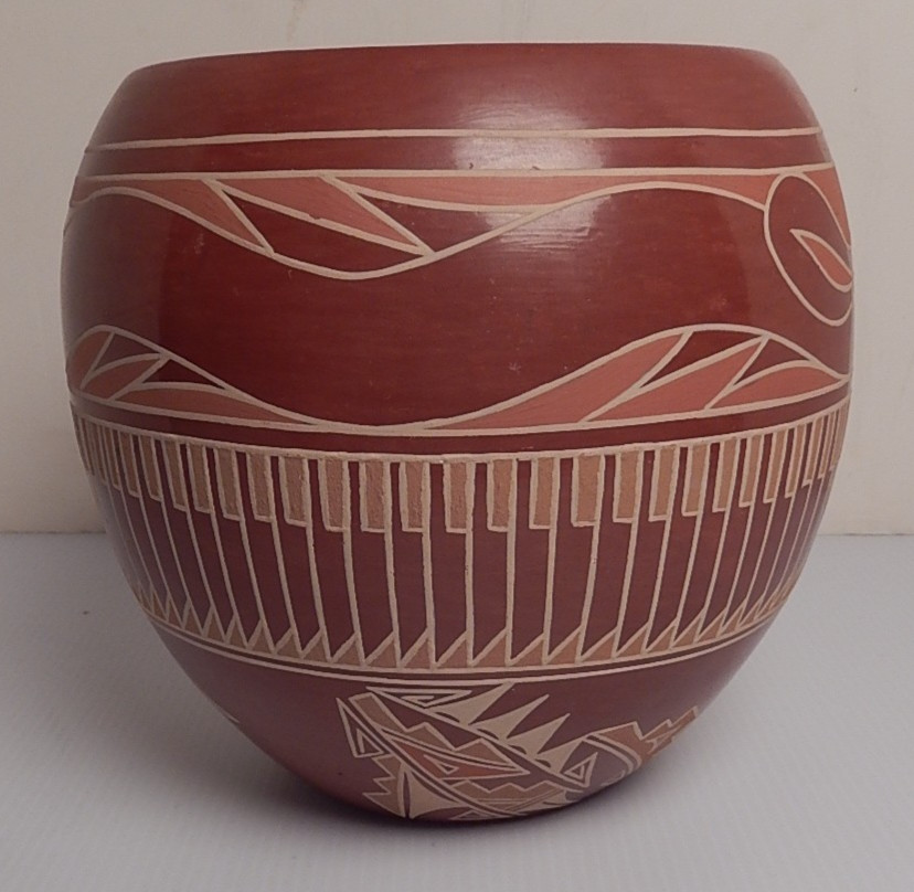 Beautiful Signed Earlene Youngbird Polychrome Redware Pot Santa Clara Pueblo