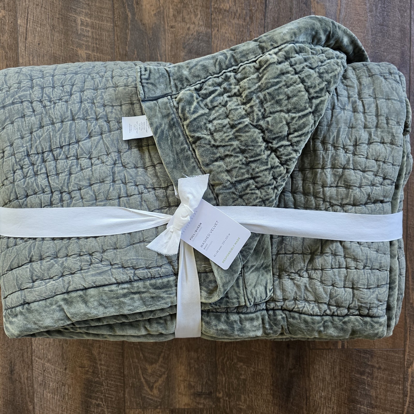Pottery Barn Washed Velvet Handcrafted Quilt Full Queen Loden Green New