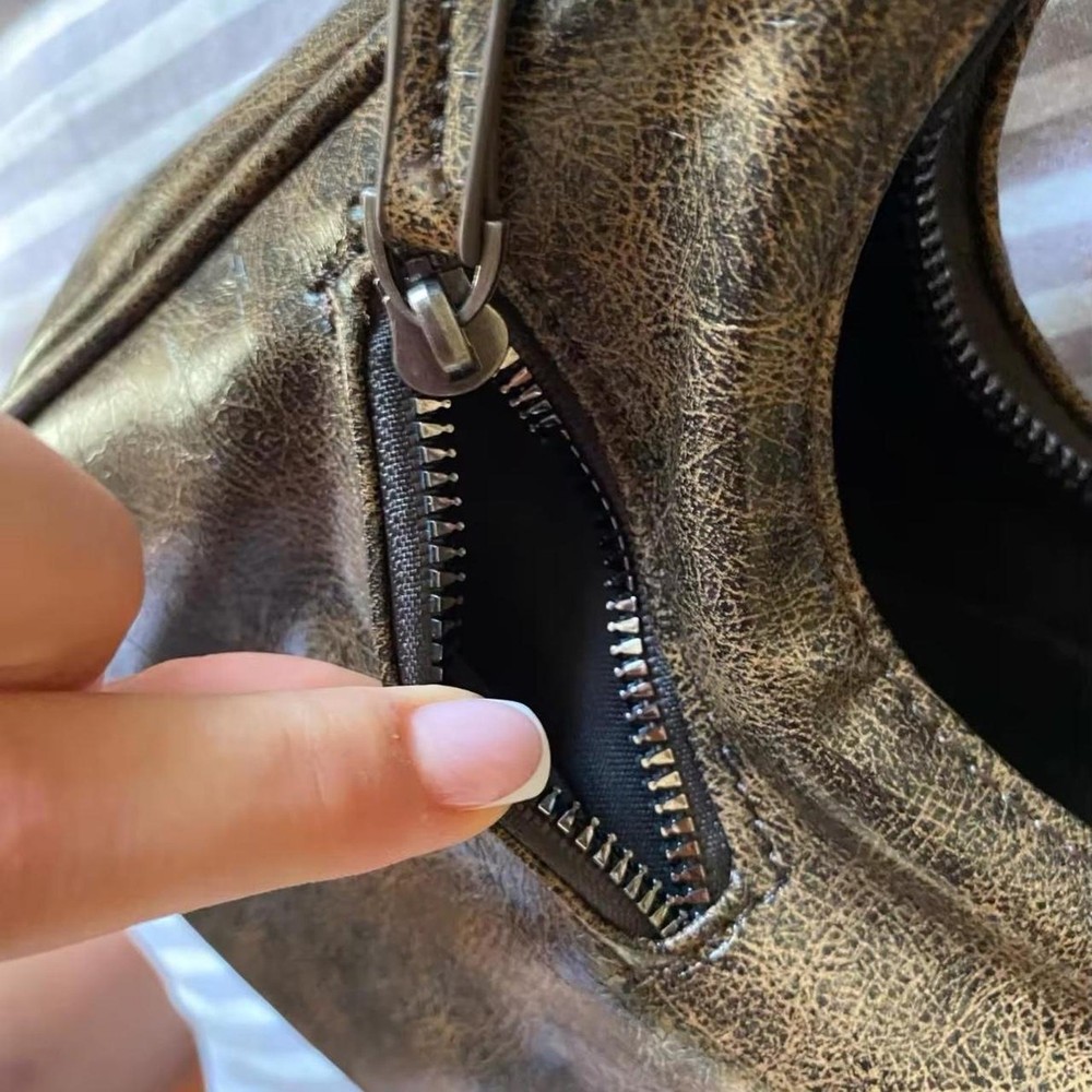 Brown leather shoulder bag